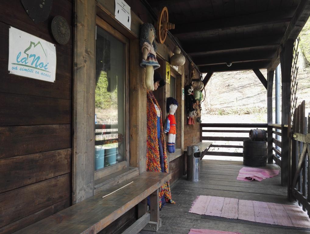Hotel Cabana La Noi Rîşnov Exterior foto